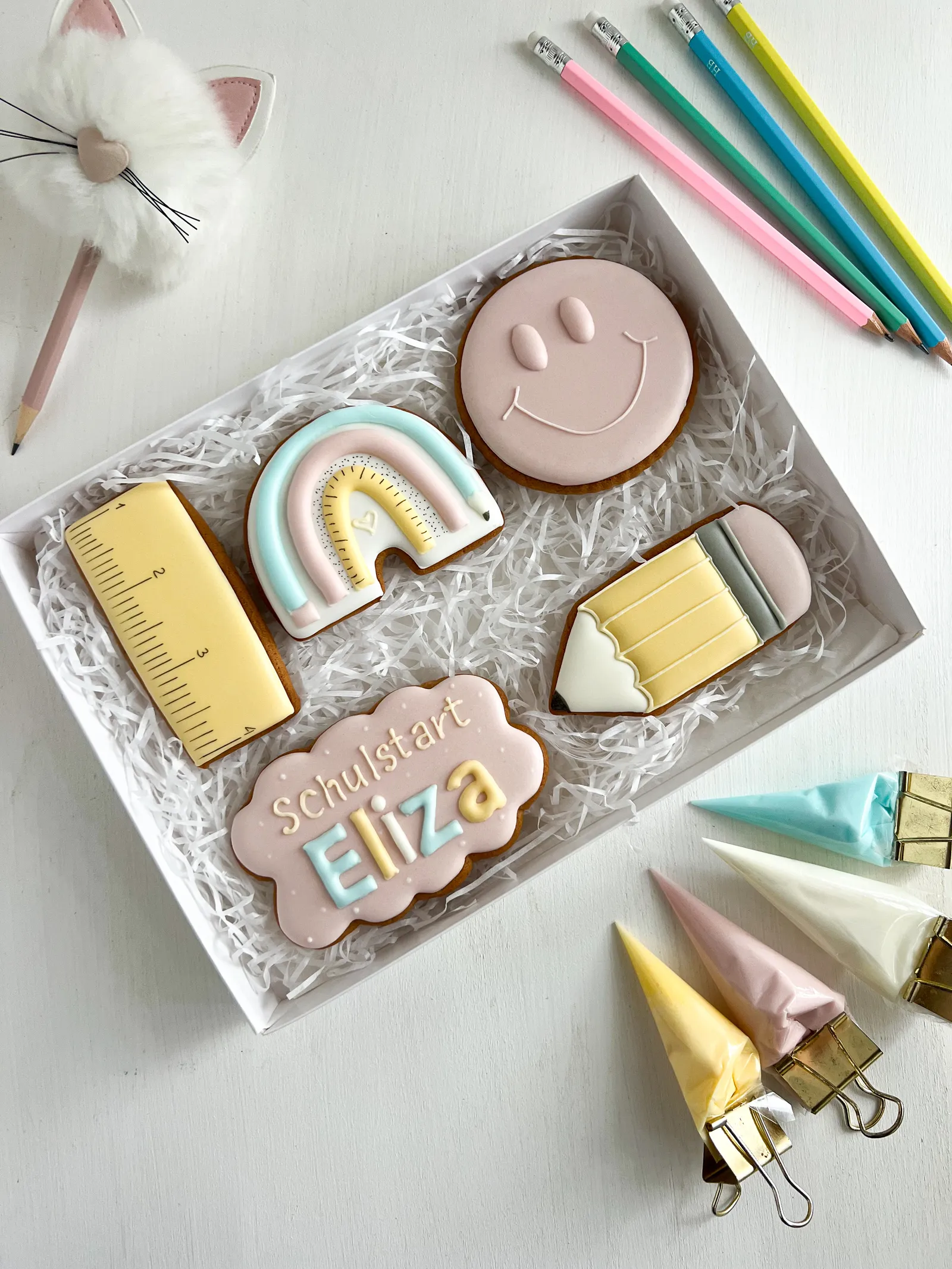 Zarte Regenbogen & Smiley: Schulstart Cookies-Set