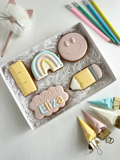Zarte Regenbogen & Smiley: Schulstart Cookies-Set